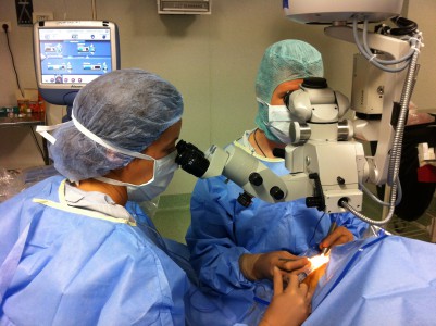 Intervention chirurgicale par le Dr Leininger